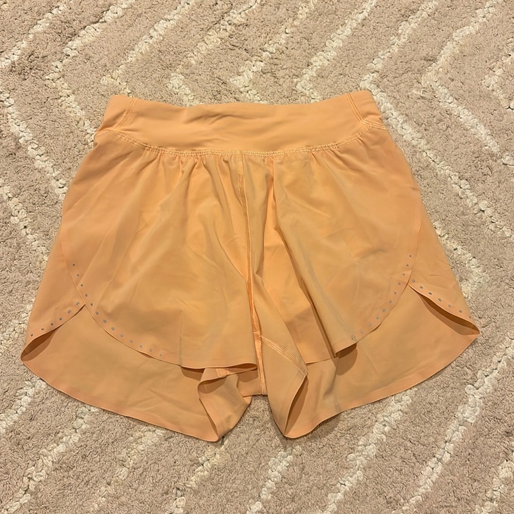 Lululemon Fast and Free Shorts - orange creamsicle / clementine color size 4